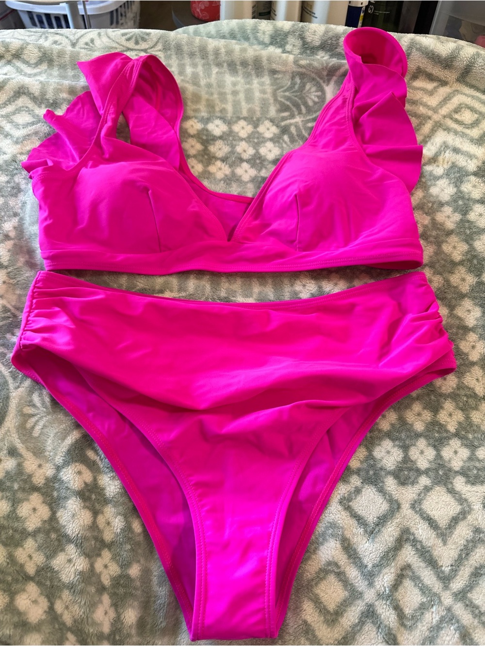SHEIN Women’s 2 Piece Swim Set in Bright Pink XL